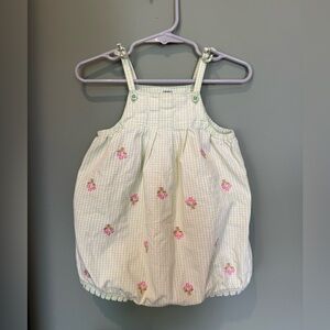CARTERS bubble Romper